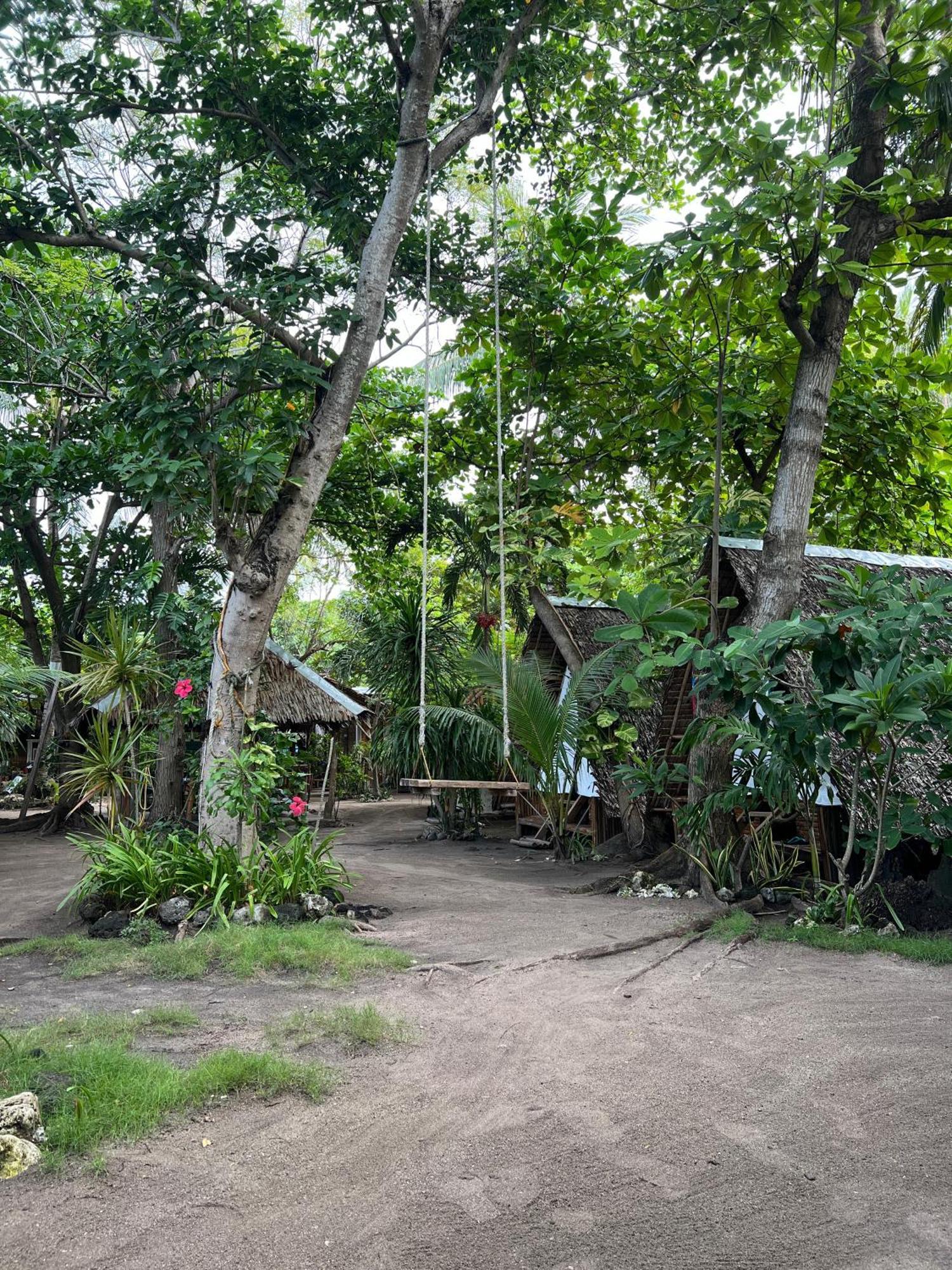 Georgia'S Neverland Hostel Ostrov Malapascua Exteriér fotografie