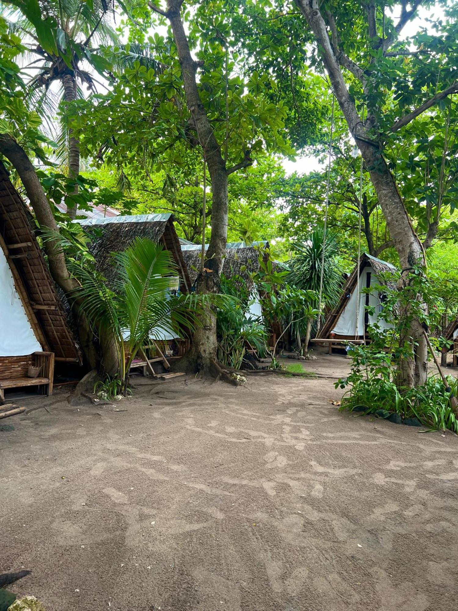 Georgia'S Neverland Hostel Ostrov Malapascua Exteriér fotografie